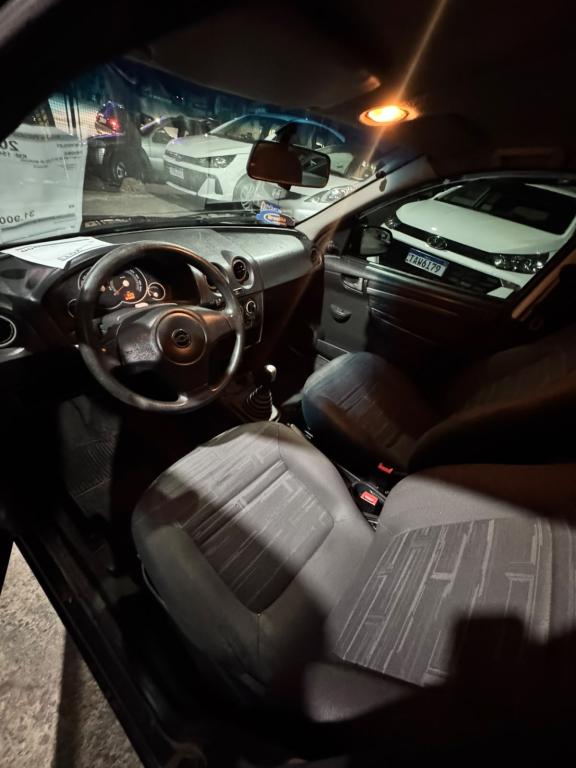 CHEVROLET Prisma - Foto