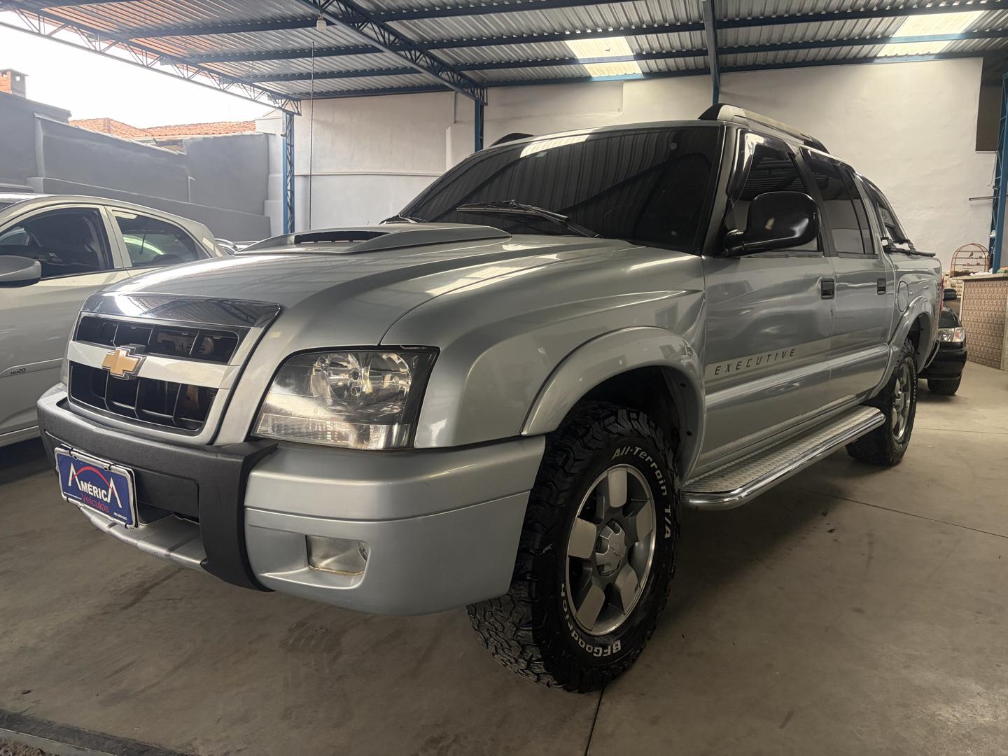 CHEVROLET S10