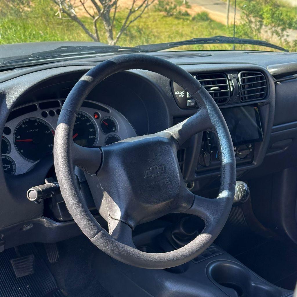 CHEVROLET S10 - Miniatura