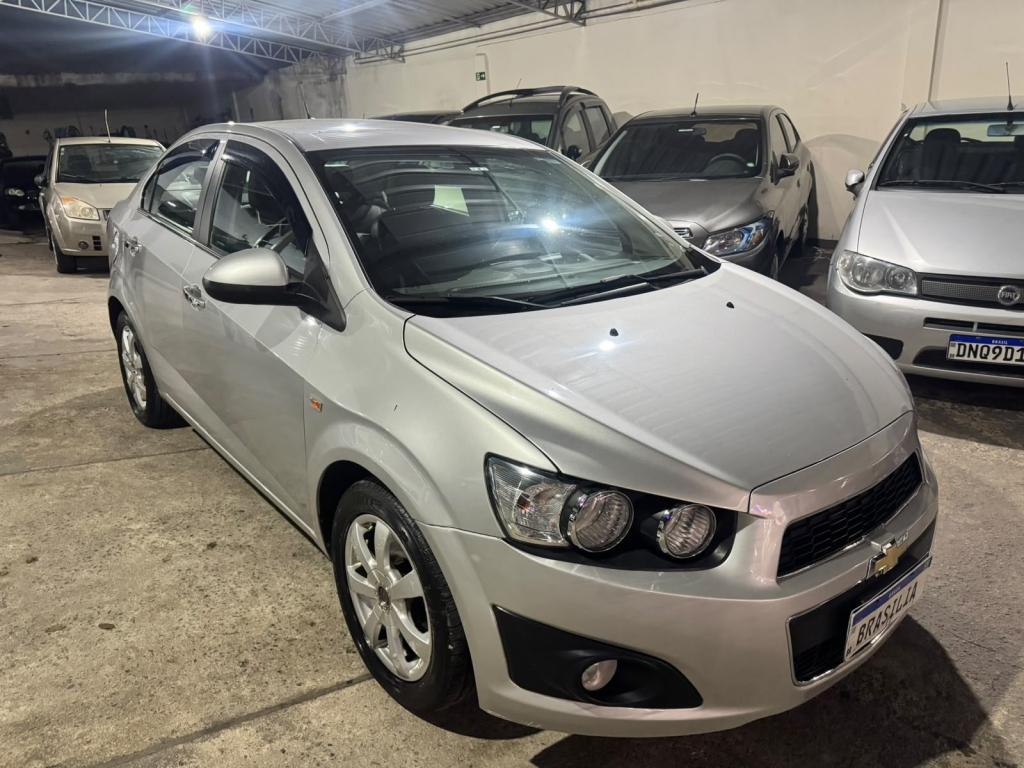 CHEVROLET Sonic Sedan - Foto