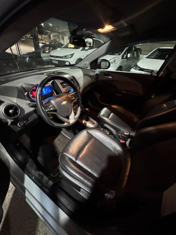 CHEVROLET Sonic Sedan - Foto
