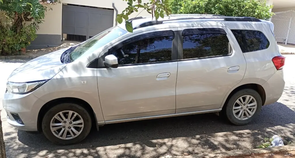 CHEVROLET Spin