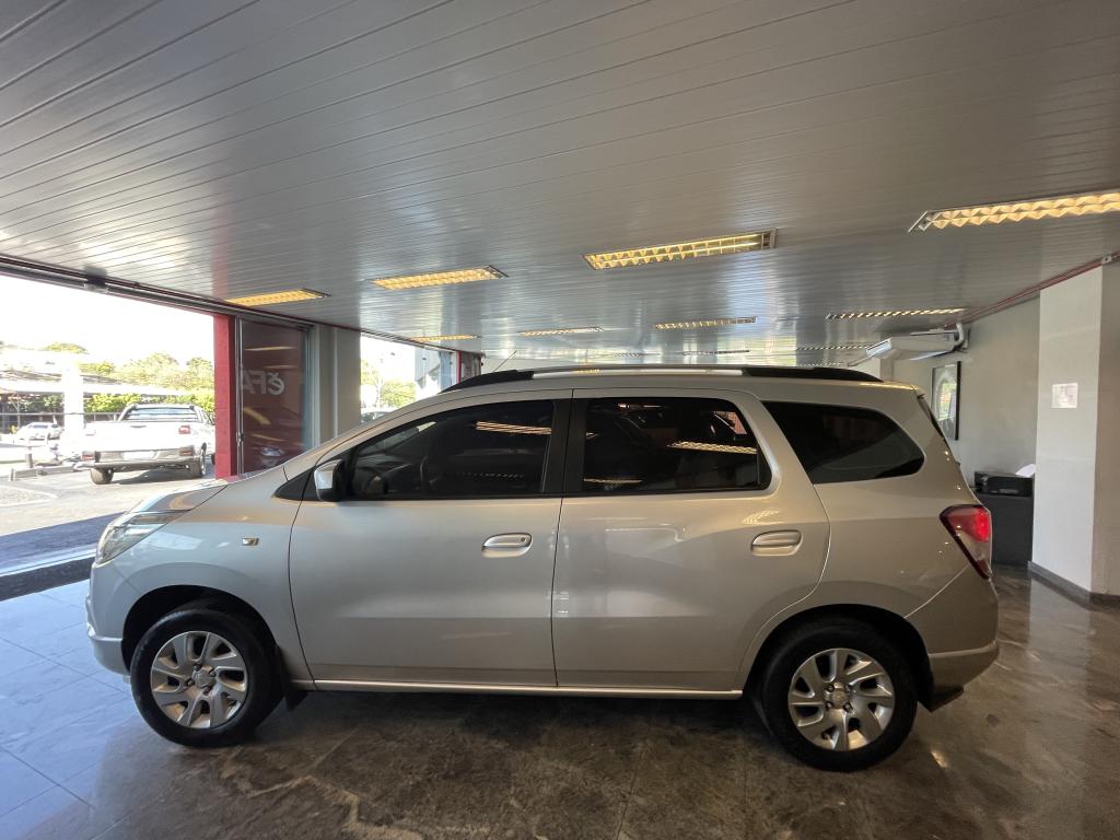 CHEVROLET Spin - Foto
