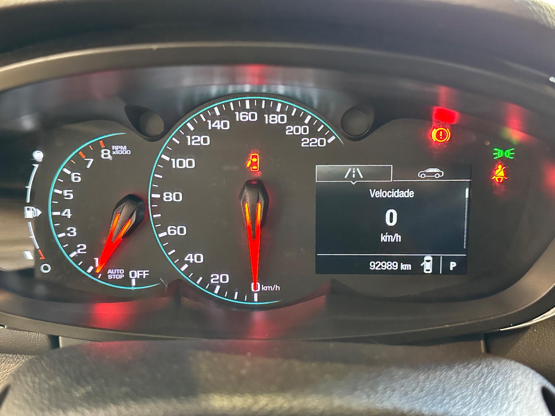 CHEVROLET Tracker - Foto