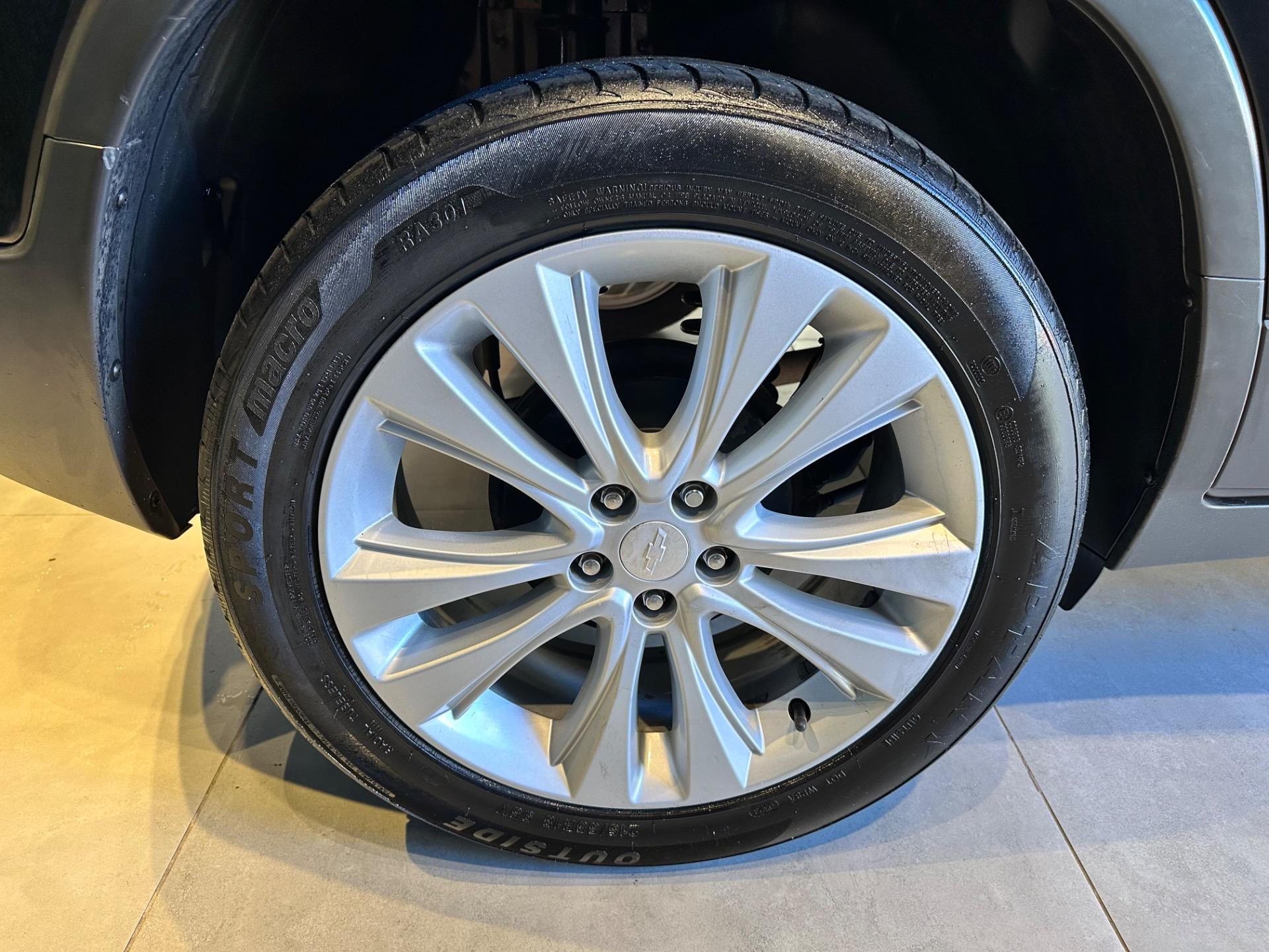 CHEVROLET Tracker - Foto