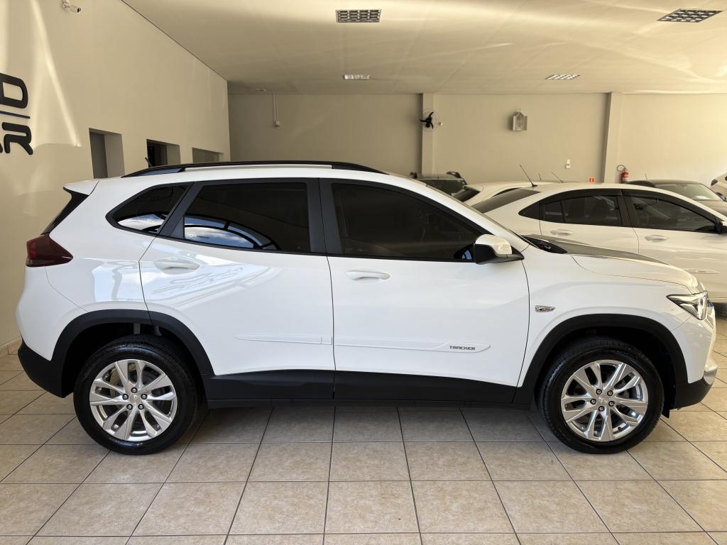 CHEVROLET Tracker - Foto