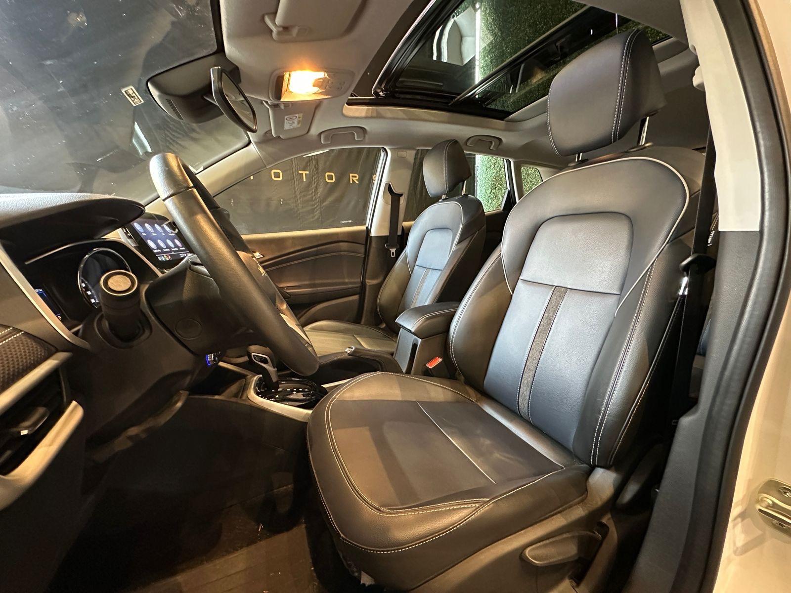 CHEVROLET Tracker - Foto