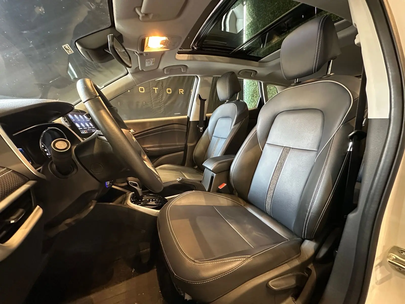 CHEVROLET Tracker - Foto