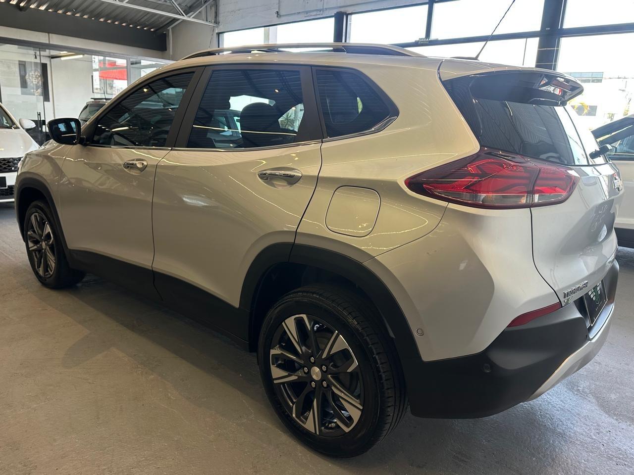 CHEVROLET Tracker - Foto