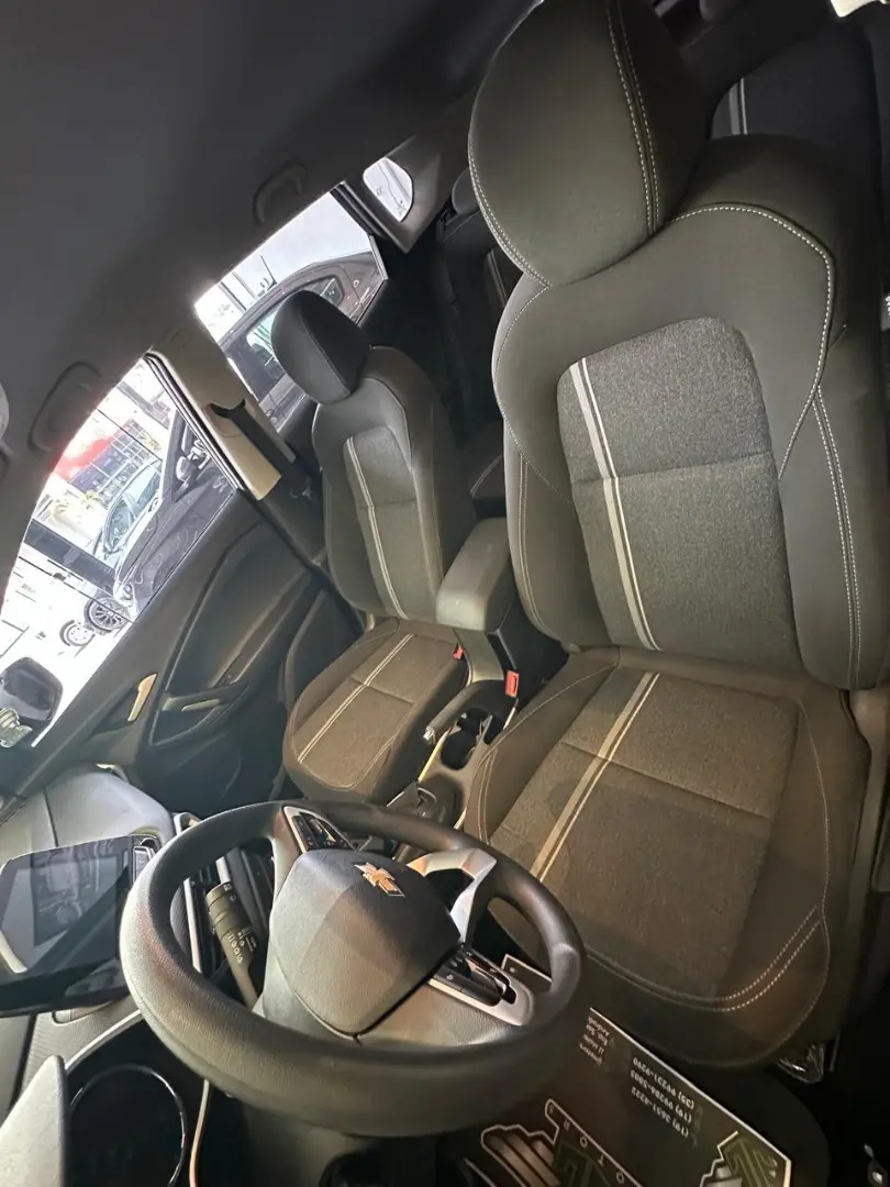 CHEVROLET Tracker - Foto