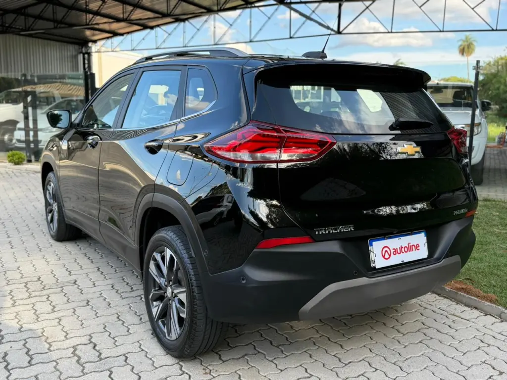 CHEVROLET Tracker - Foto