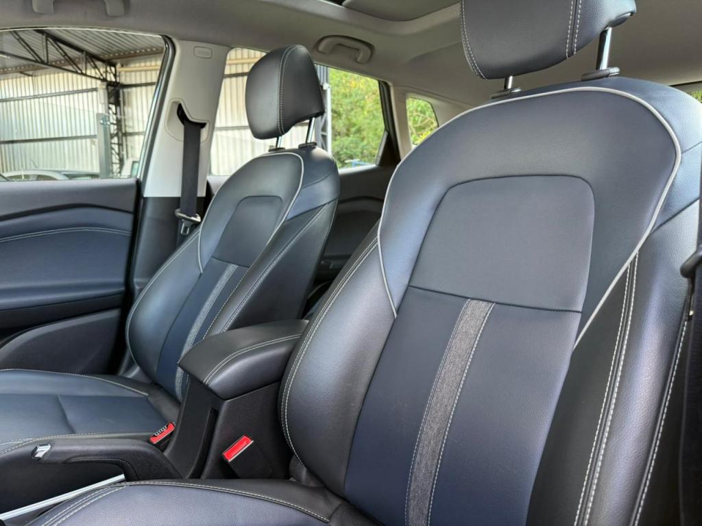 CHEVROLET Tracker - Foto