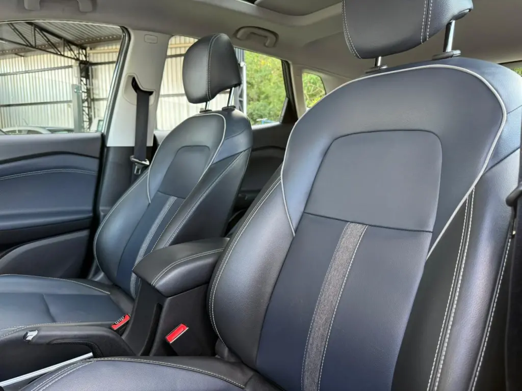 CHEVROLET Tracker - Foto