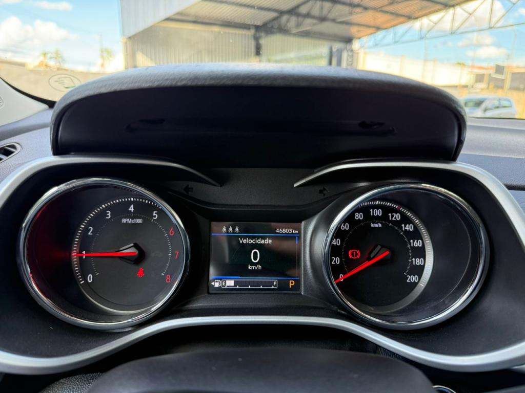 CHEVROLET Tracker - Foto