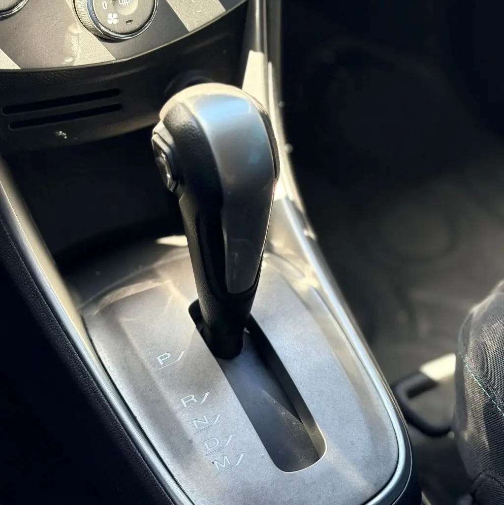 CHEVROLET Tracker - Foto