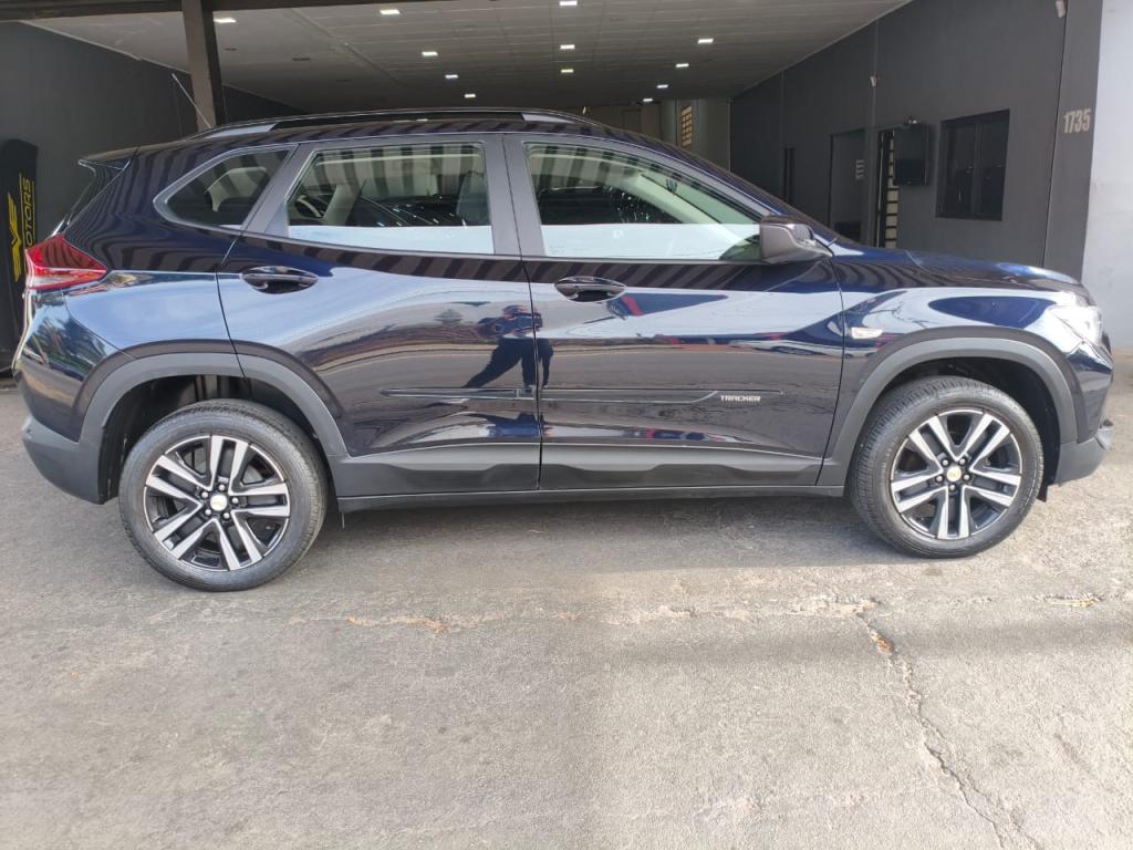 CHEVROLET Tracker - Foto