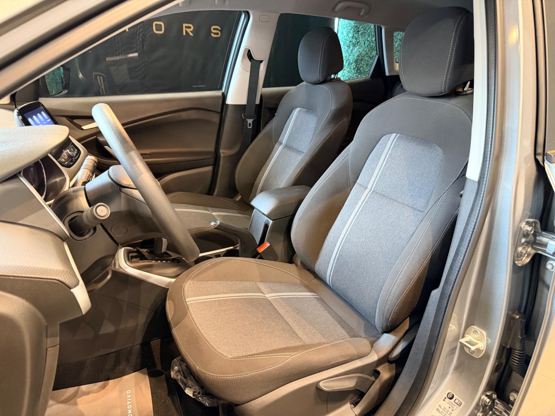 CHEVROLET Tracker - Foto