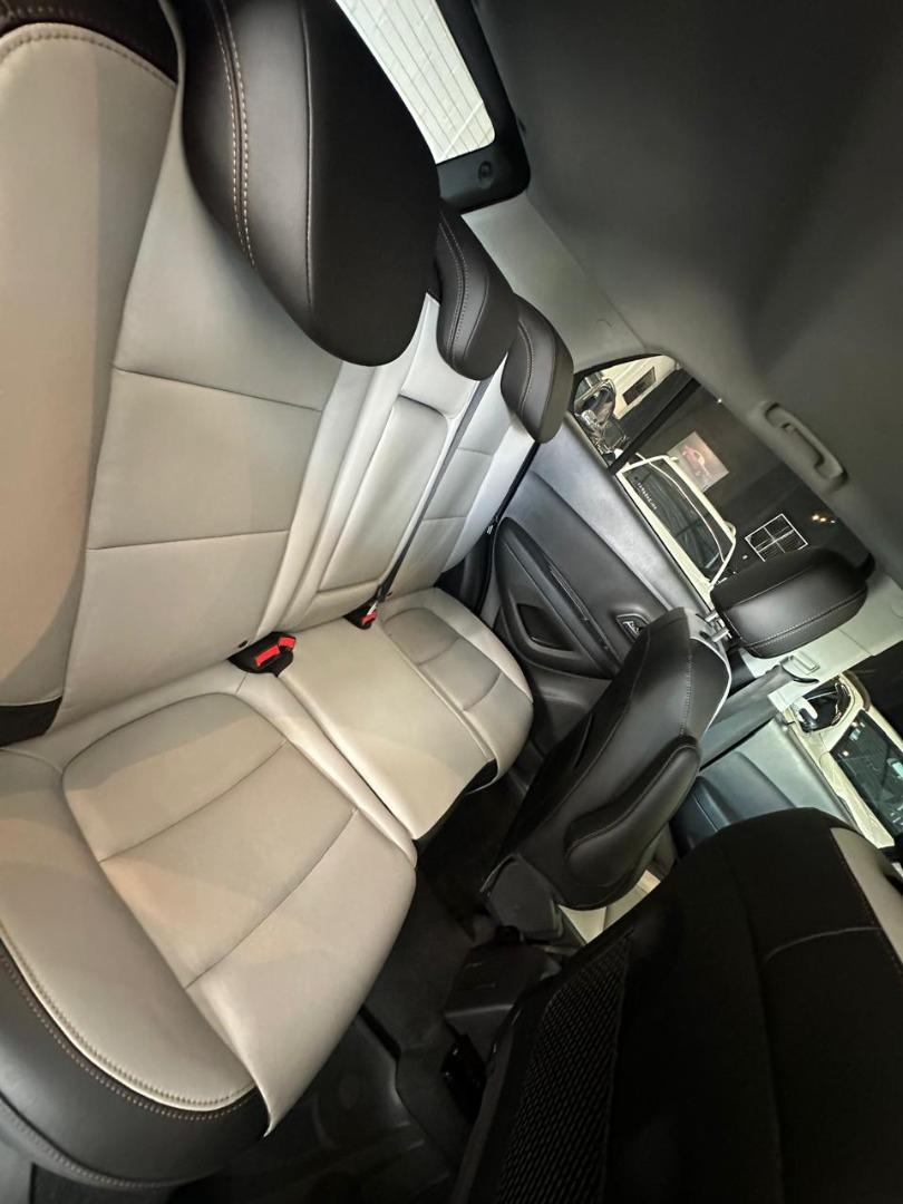 CHEVROLET Tracker - Foto