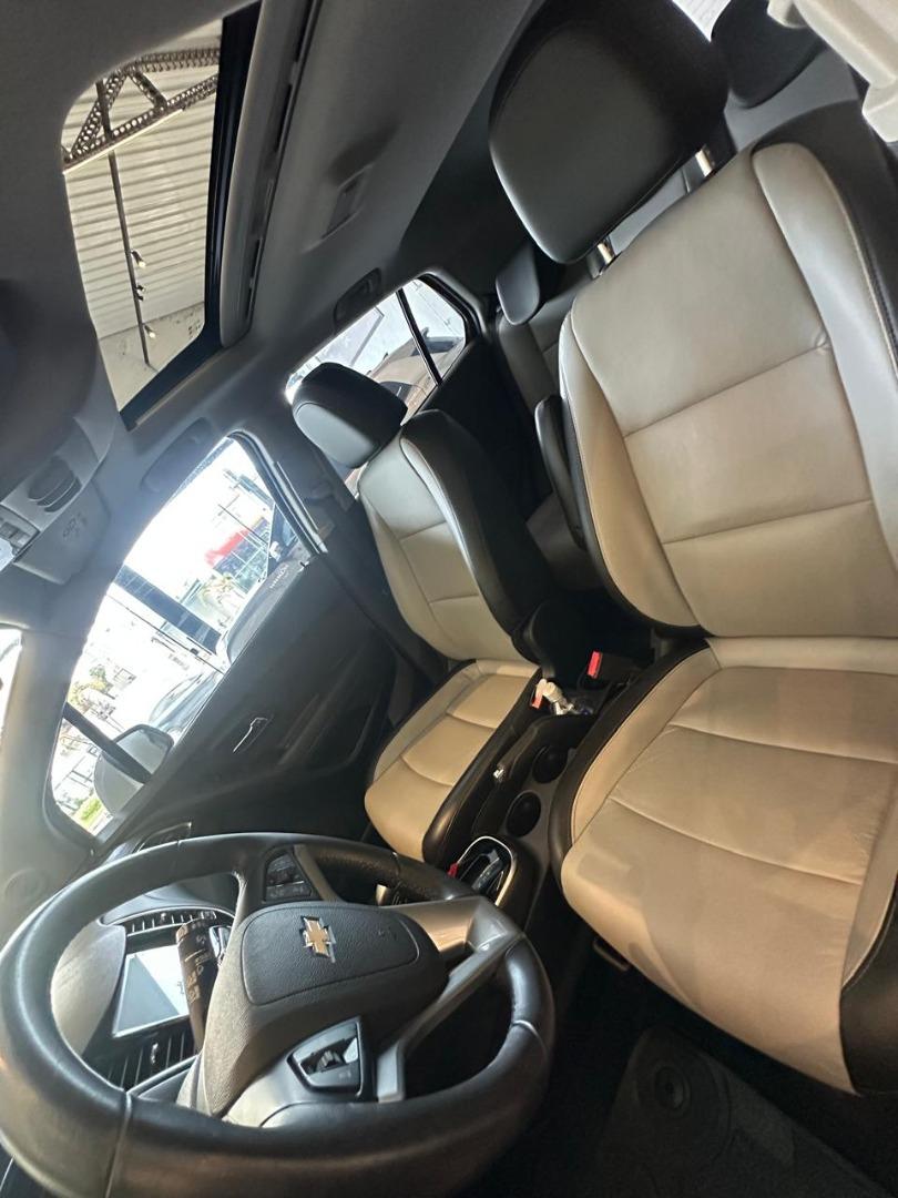 CHEVROLET Tracker - Foto