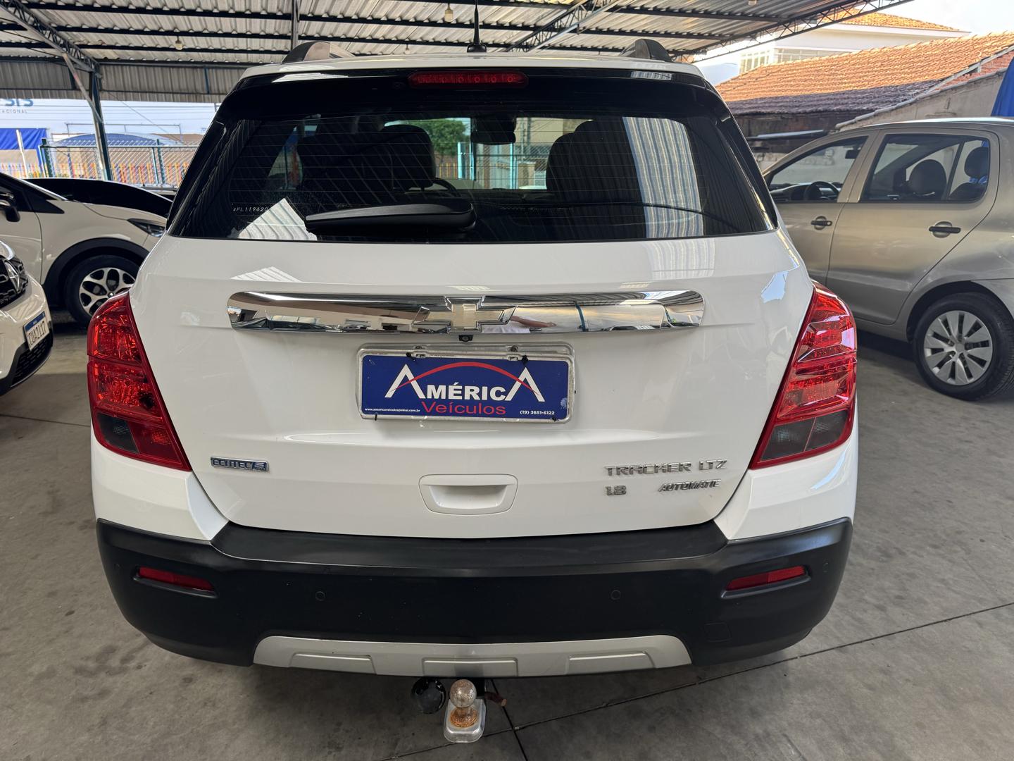 CHEVROLET Tracker - Foto