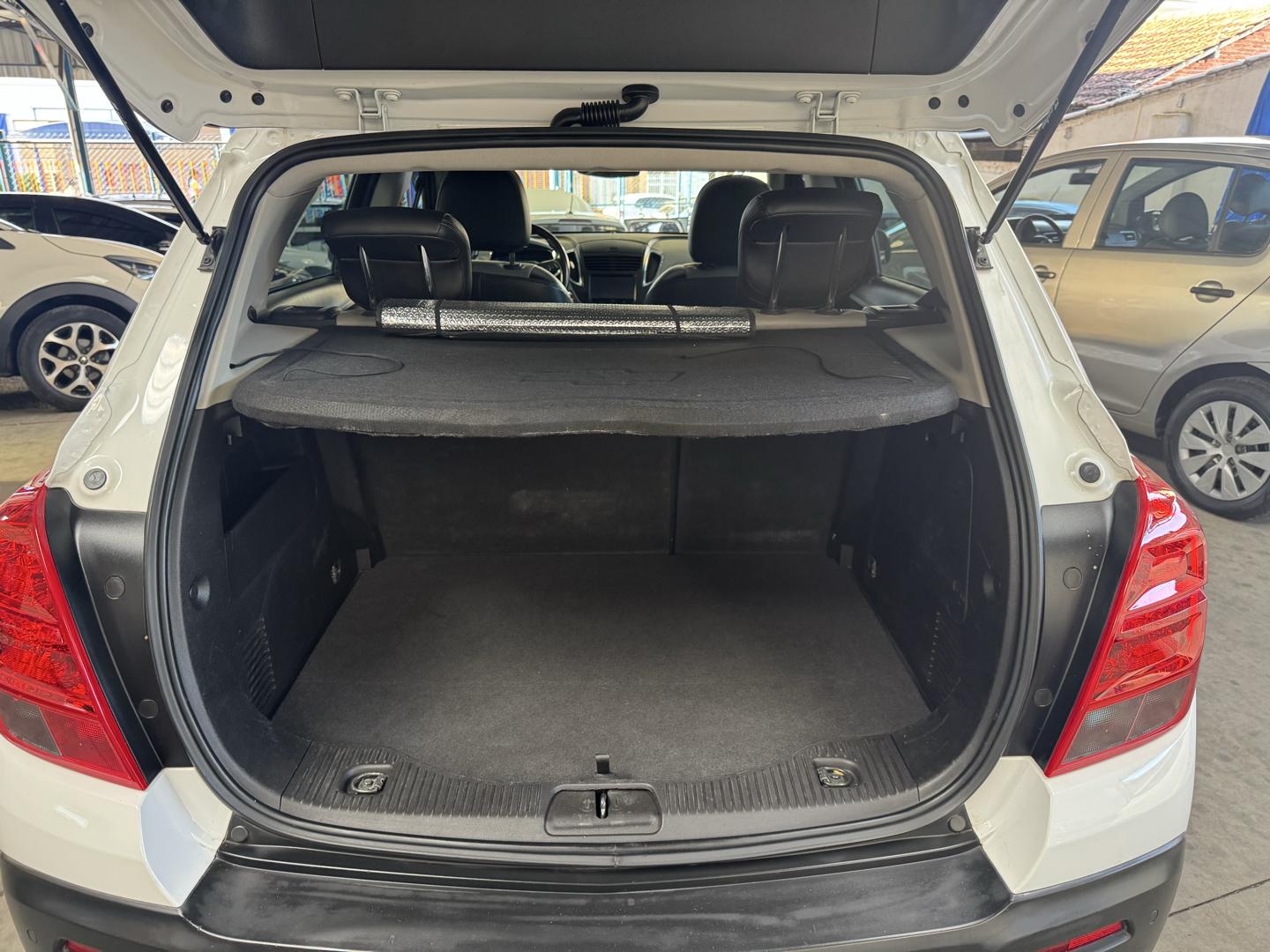 CHEVROLET Tracker - Foto