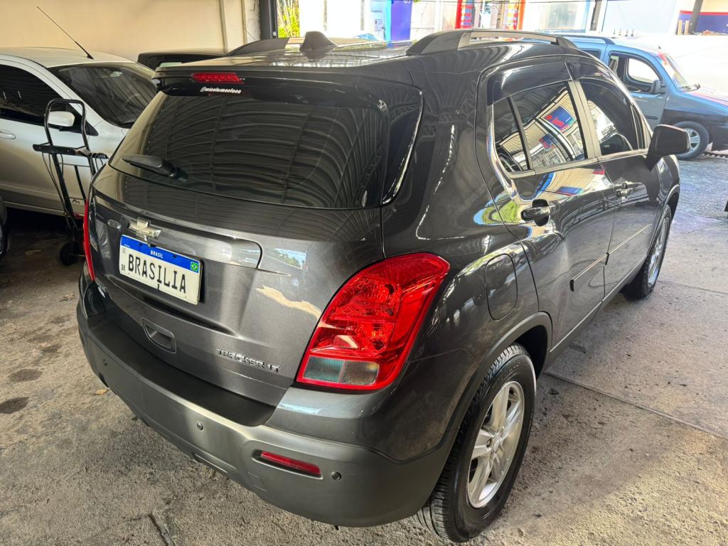 CHEVROLET Tracker - Foto