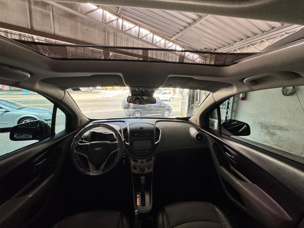 CHEVROLET Tracker - Foto