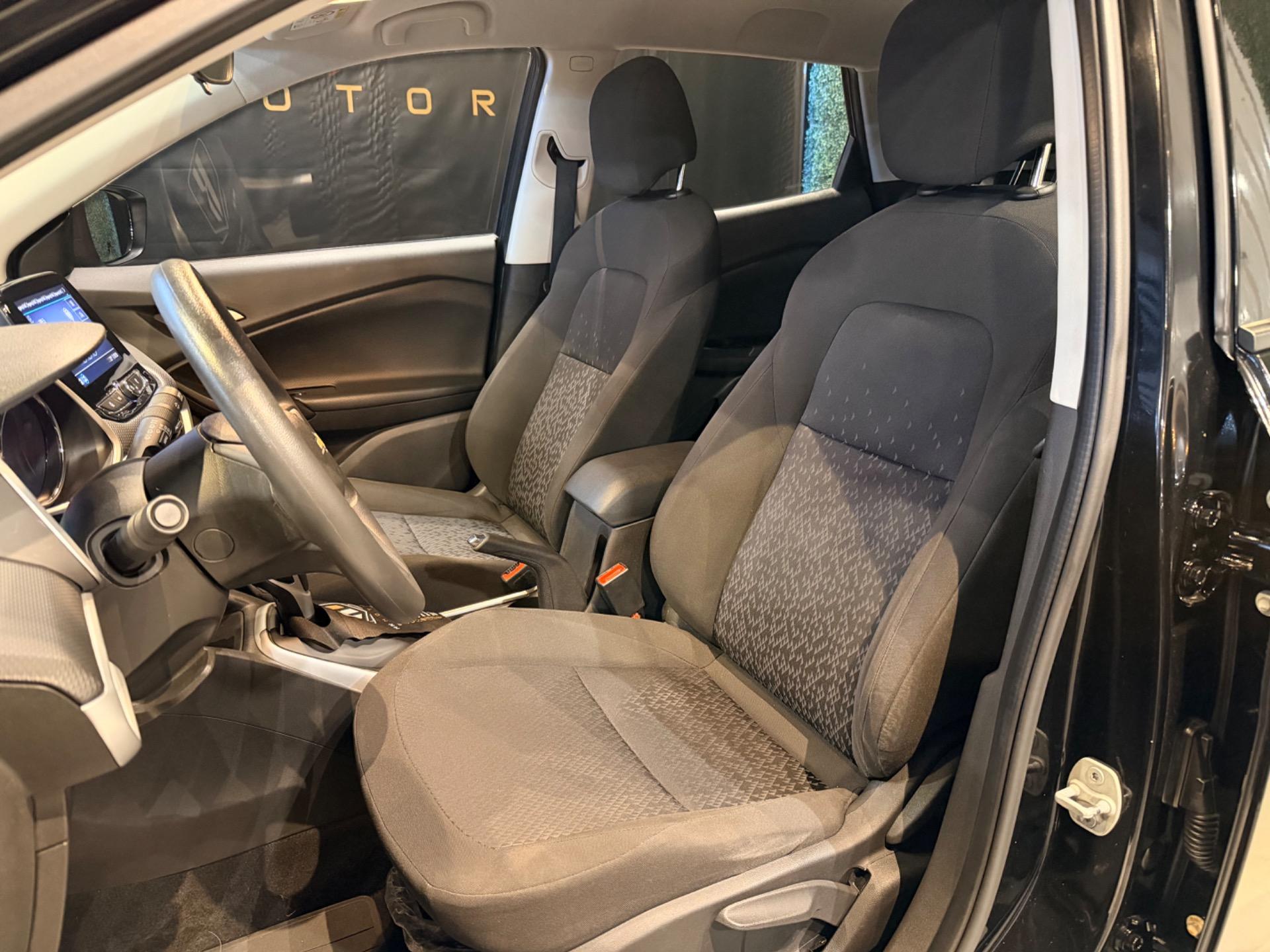 CHEVROLET Tracker - Foto