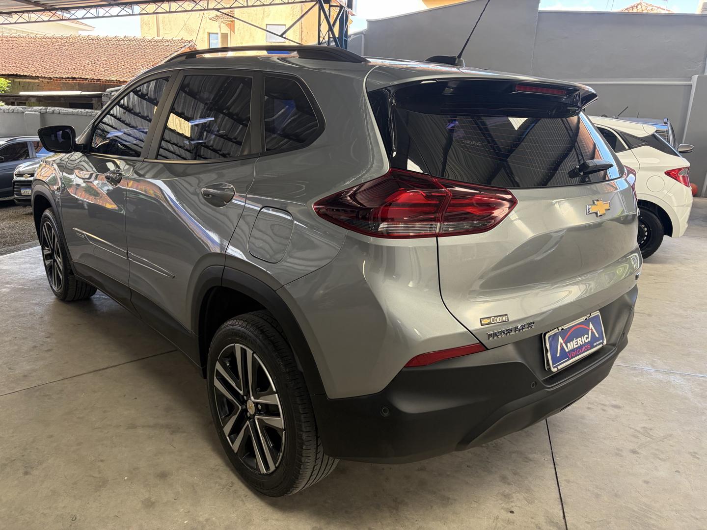 CHEVROLET Tracker - Foto
