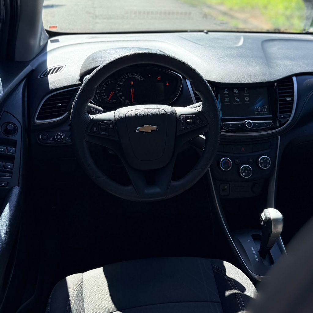 CHEVROLET Tracker - Foto