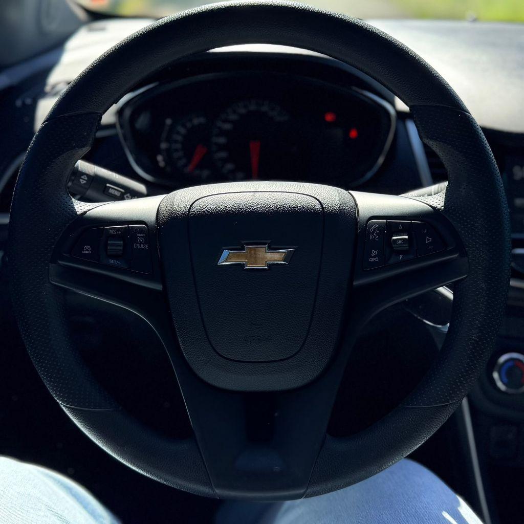 CHEVROLET Tracker - Foto