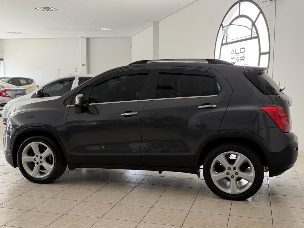 CHEVROLET Tracker - Foto