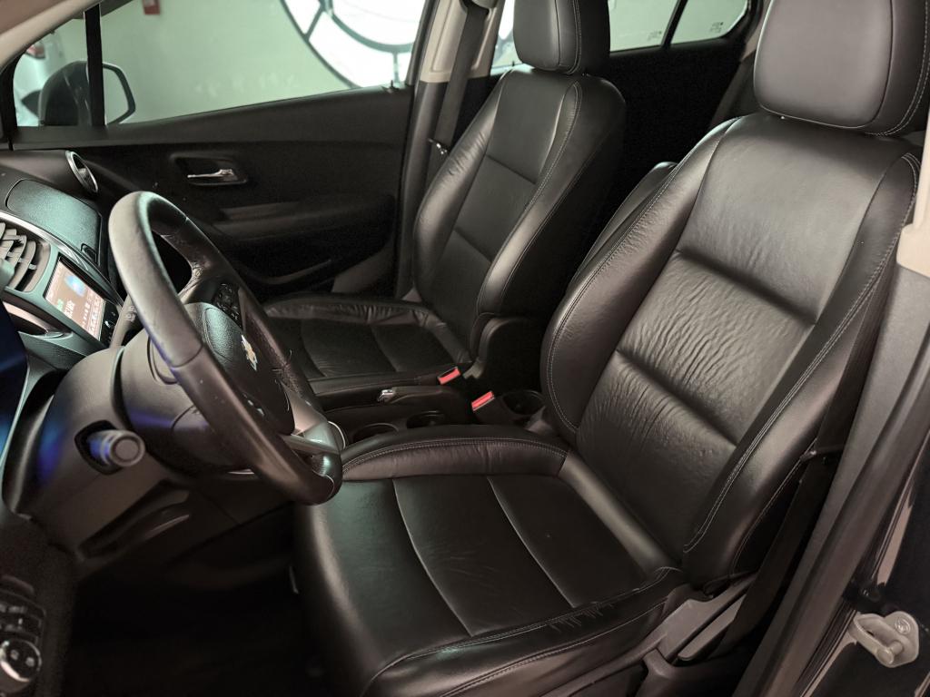 CHEVROLET Tracker - Foto