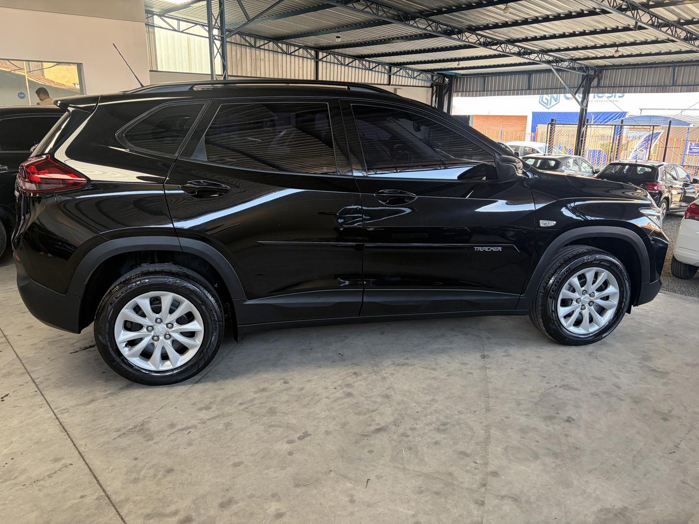 CHEVROLET Tracker - Foto
