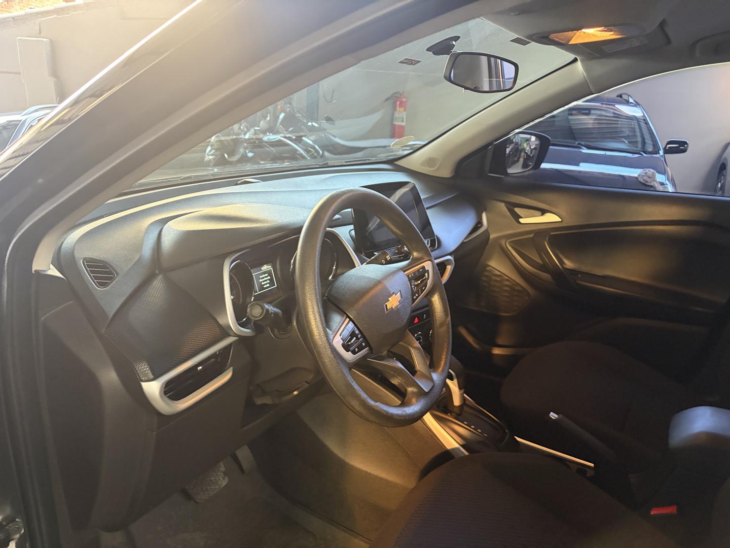 CHEVROLET Tracker - Foto