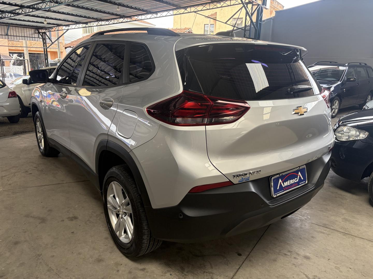 CHEVROLET Tracker - Foto