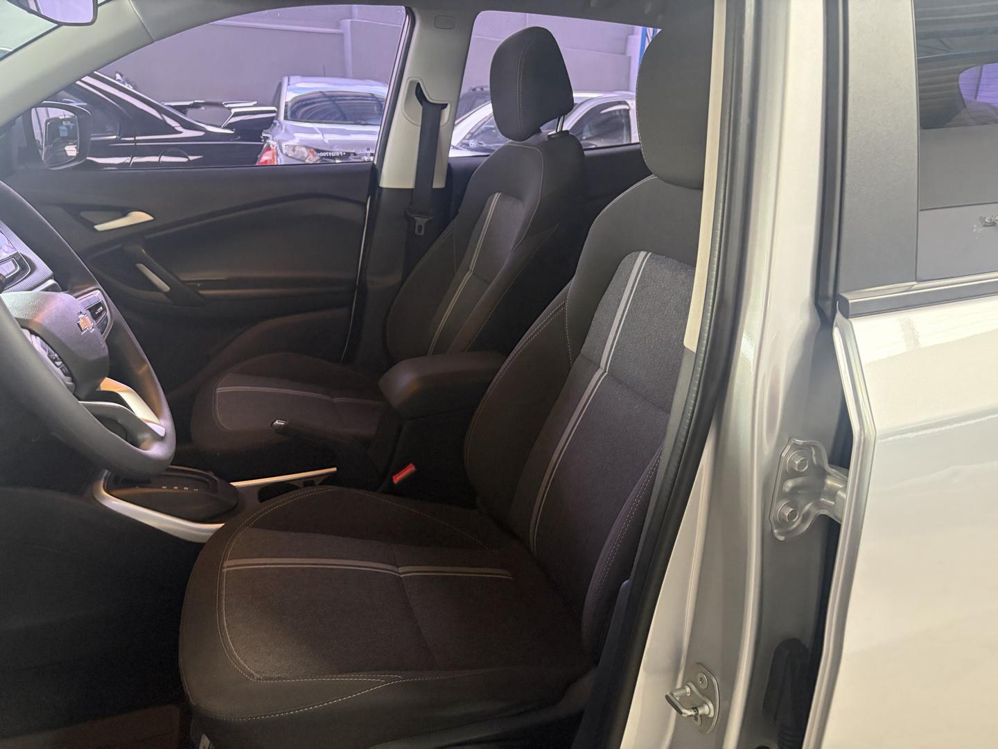 CHEVROLET Tracker - Foto