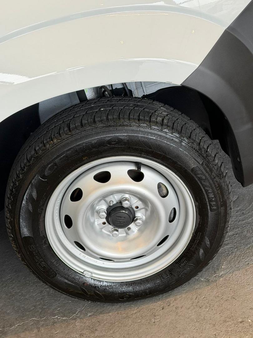 FIAT Fiorino Furgão - Foto