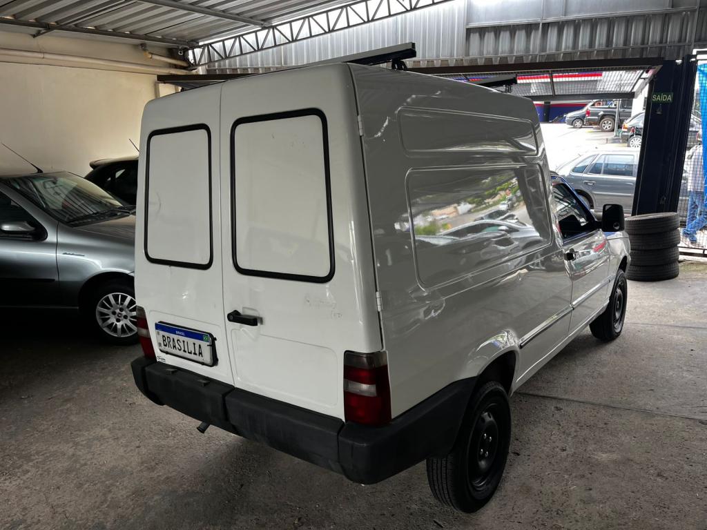 FIAT Fiorino Furgão - Foto
