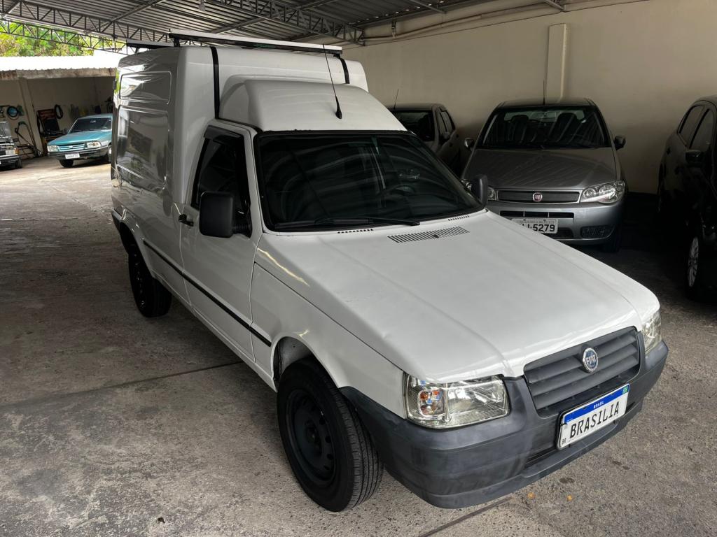 FIAT Fiorino Furgão - Foto