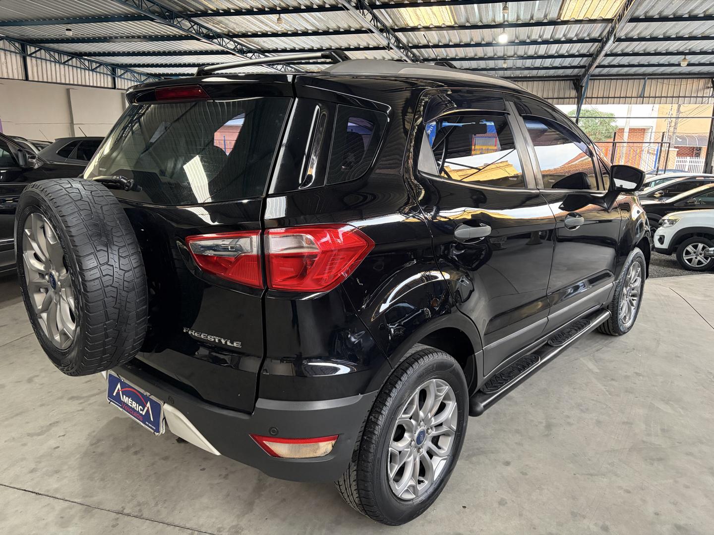 FORD Ecosport - Foto