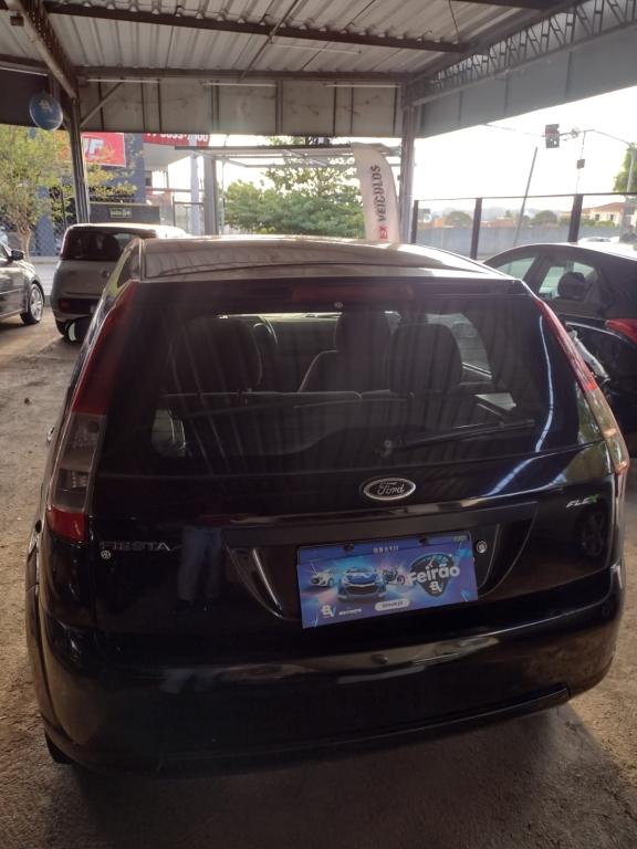 FORD Fiesta Hatch - Foto