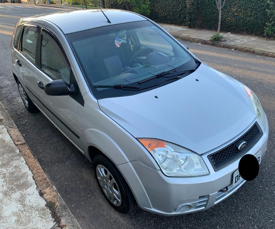 FORD Fiesta Hatch - Foto