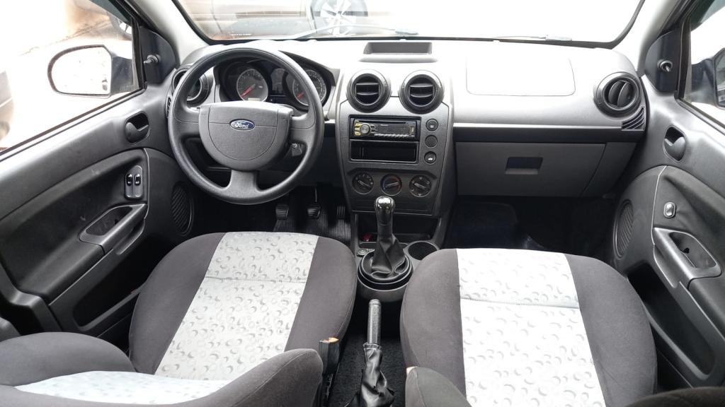 FORD Fiesta Hatch - Foto