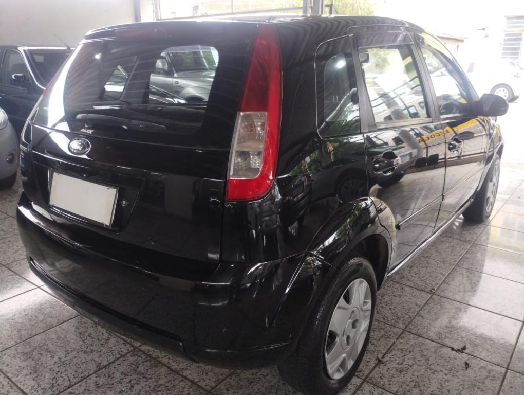 FORD Fiesta Hatch - Foto