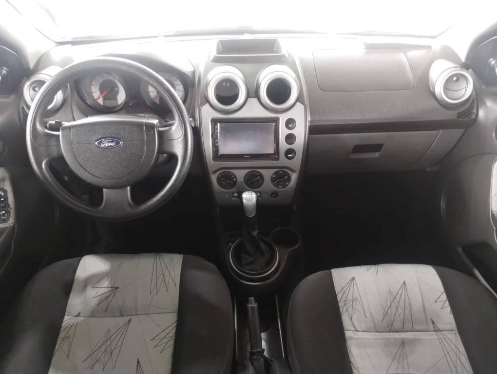 FORD Fiesta Hatch - Foto