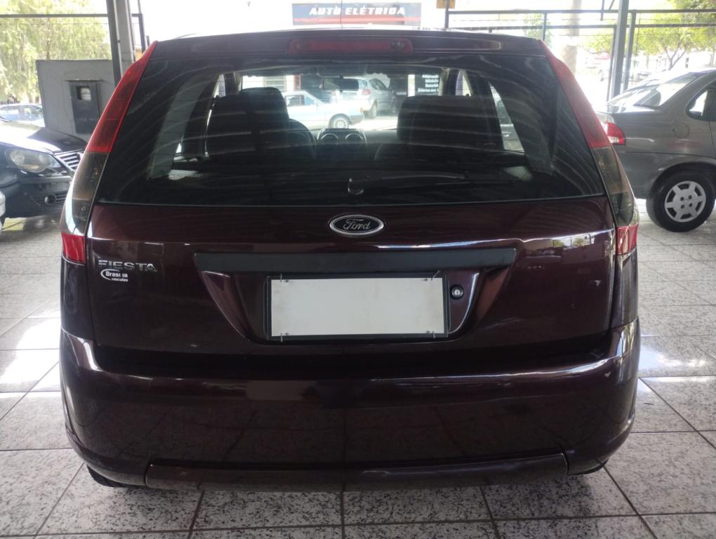 FORD Fiesta Hatch - Foto