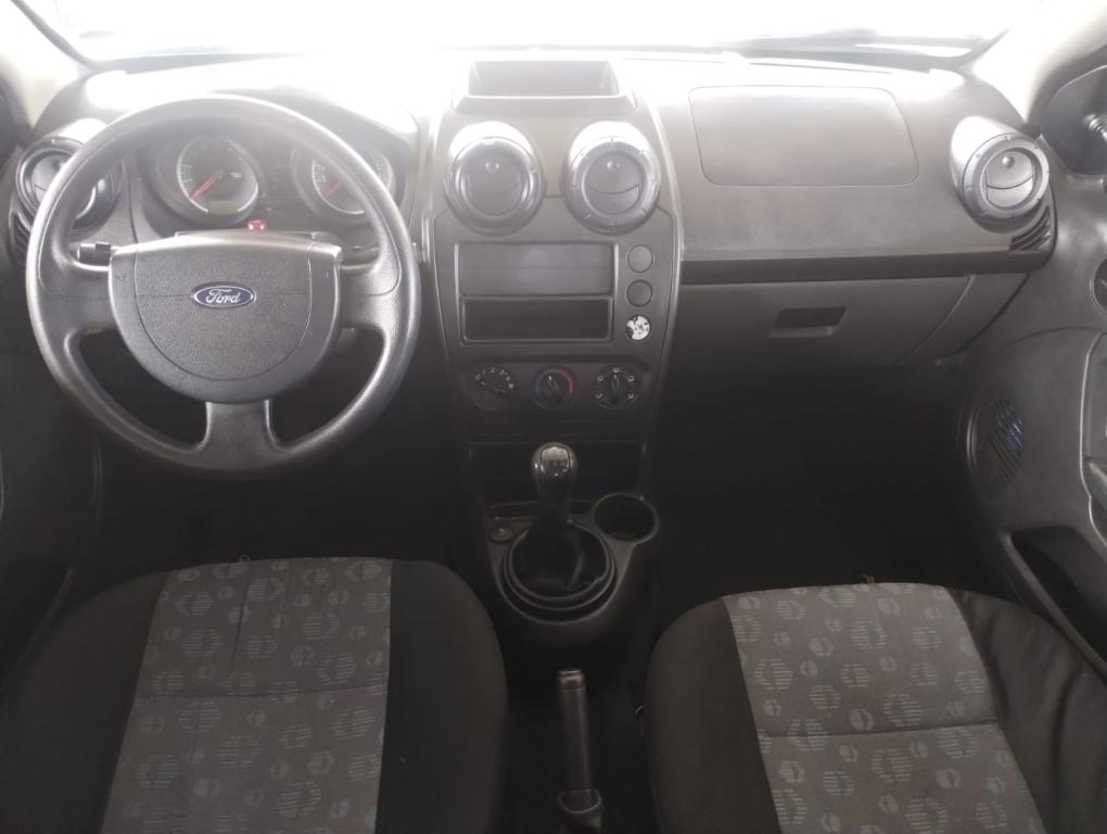 FORD Fiesta Hatch - Foto