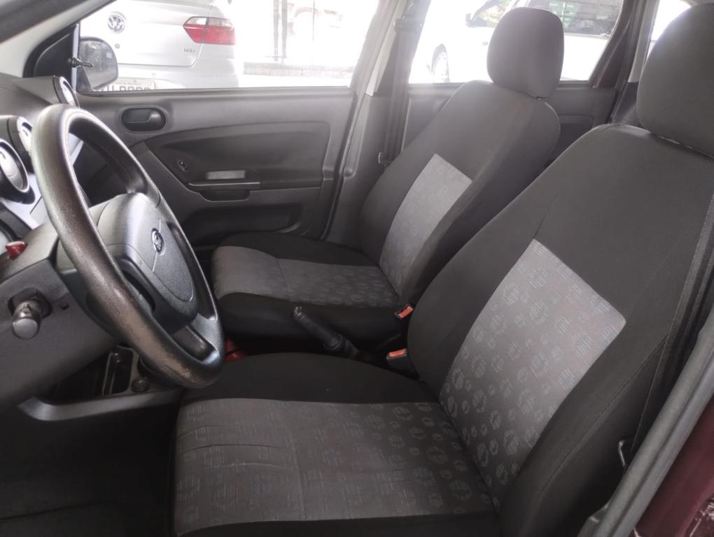 FORD Fiesta Hatch - Foto