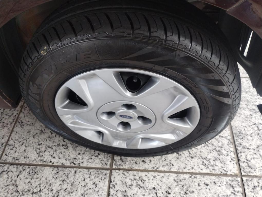 FORD Fiesta Hatch - Foto